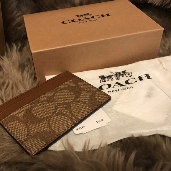 Coach Card Wallet - Picture 3 of 4